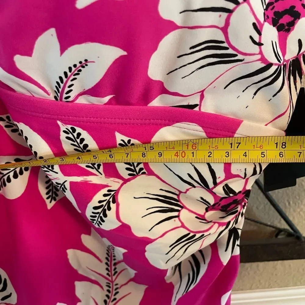 Torrid Tie Back One Piece Hot Pink Floral Gorgeous Swimsuit Torrid size 3 NWT